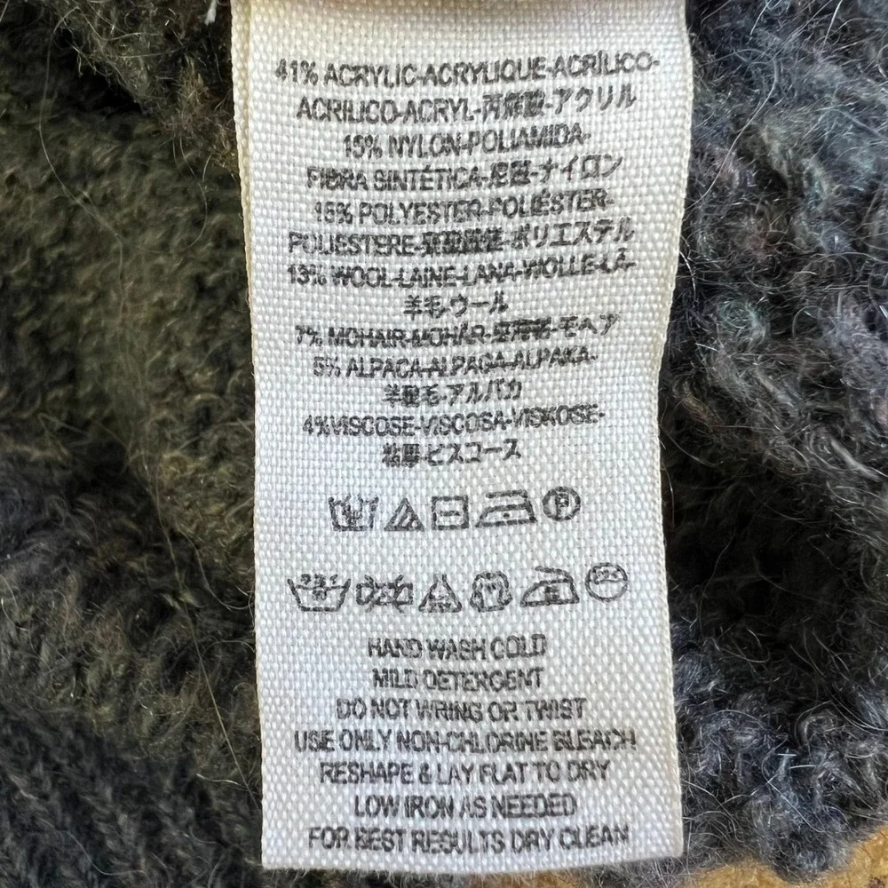 Free People Gray Deep V-Neck Sweater‎ Women's Small Alpaca Blend Soft Knit